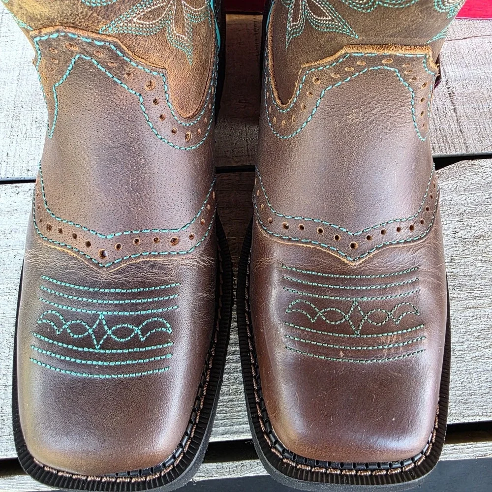 Justin Mandra Chocolate Water Buffalo Wide Square Toe Boots Size 6.5 B GY9624 - Picture 2 of 16